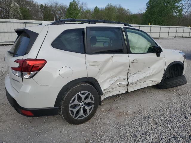  SUBARU FORESTER 2020 Белы