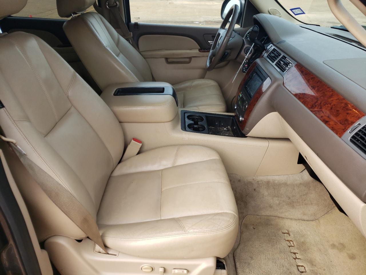 2012 Chevrolet Tahoe - Image 7
