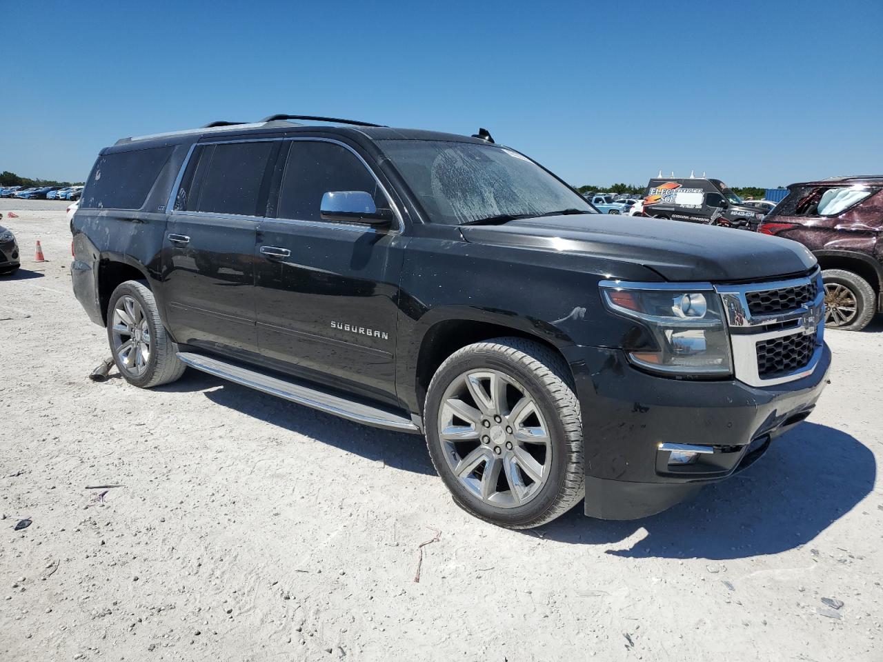 2015 Chevrolet Suburban - Image 4