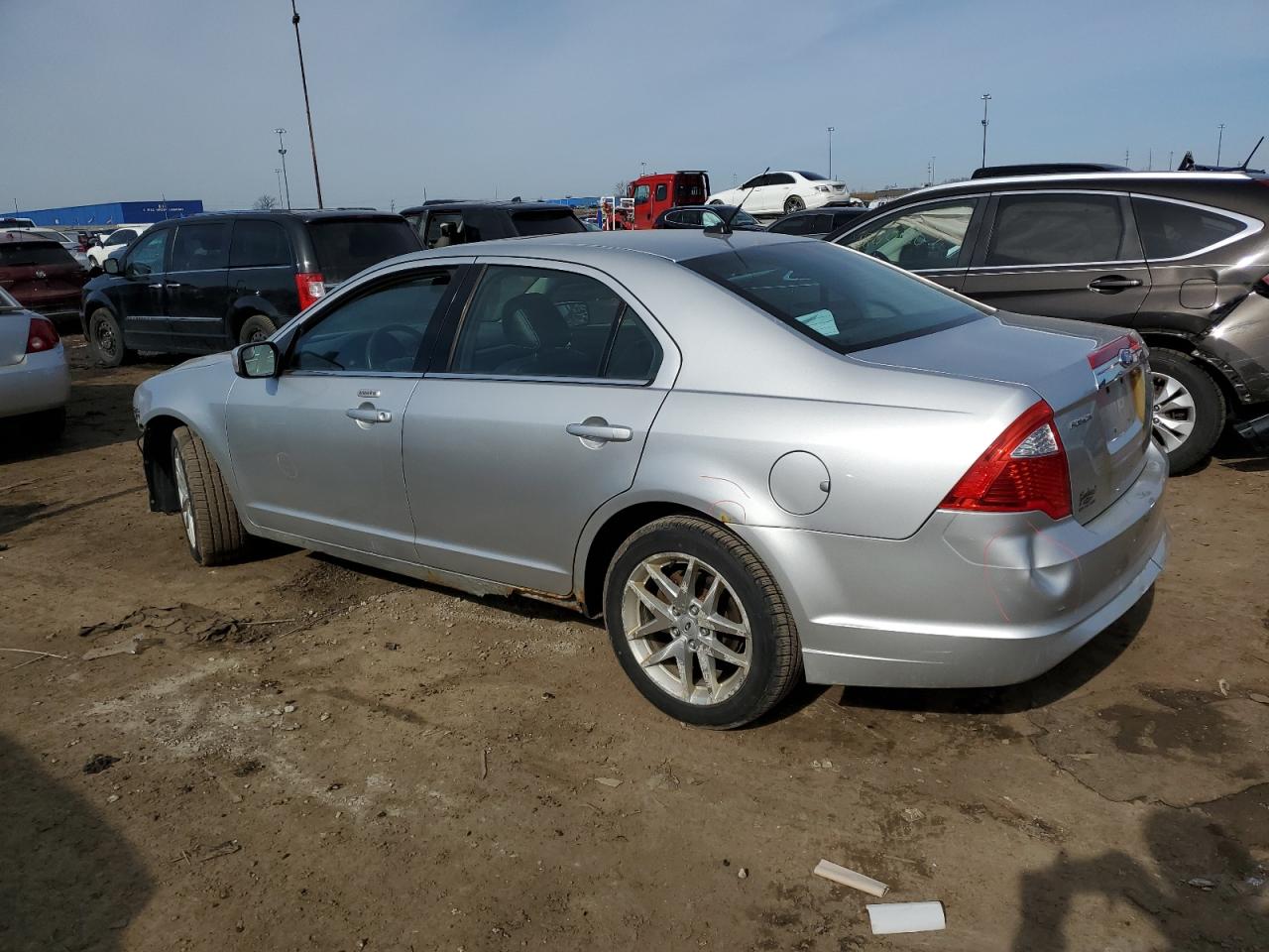 2011 Ford Fusion - Image 2