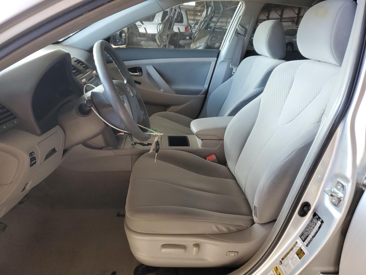2009 Toyota Camry - Image 7