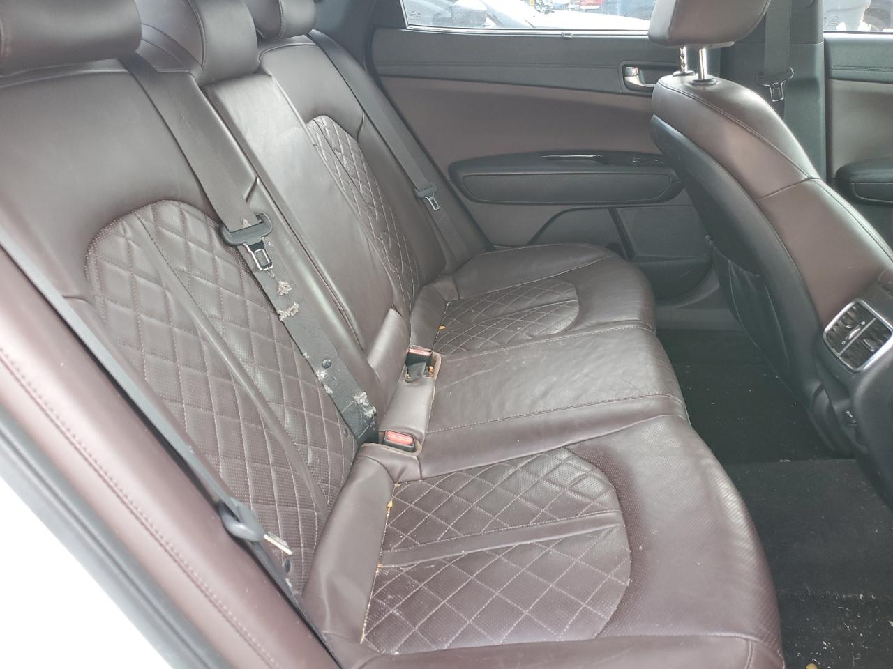 2019 Kia Optima - Image 10