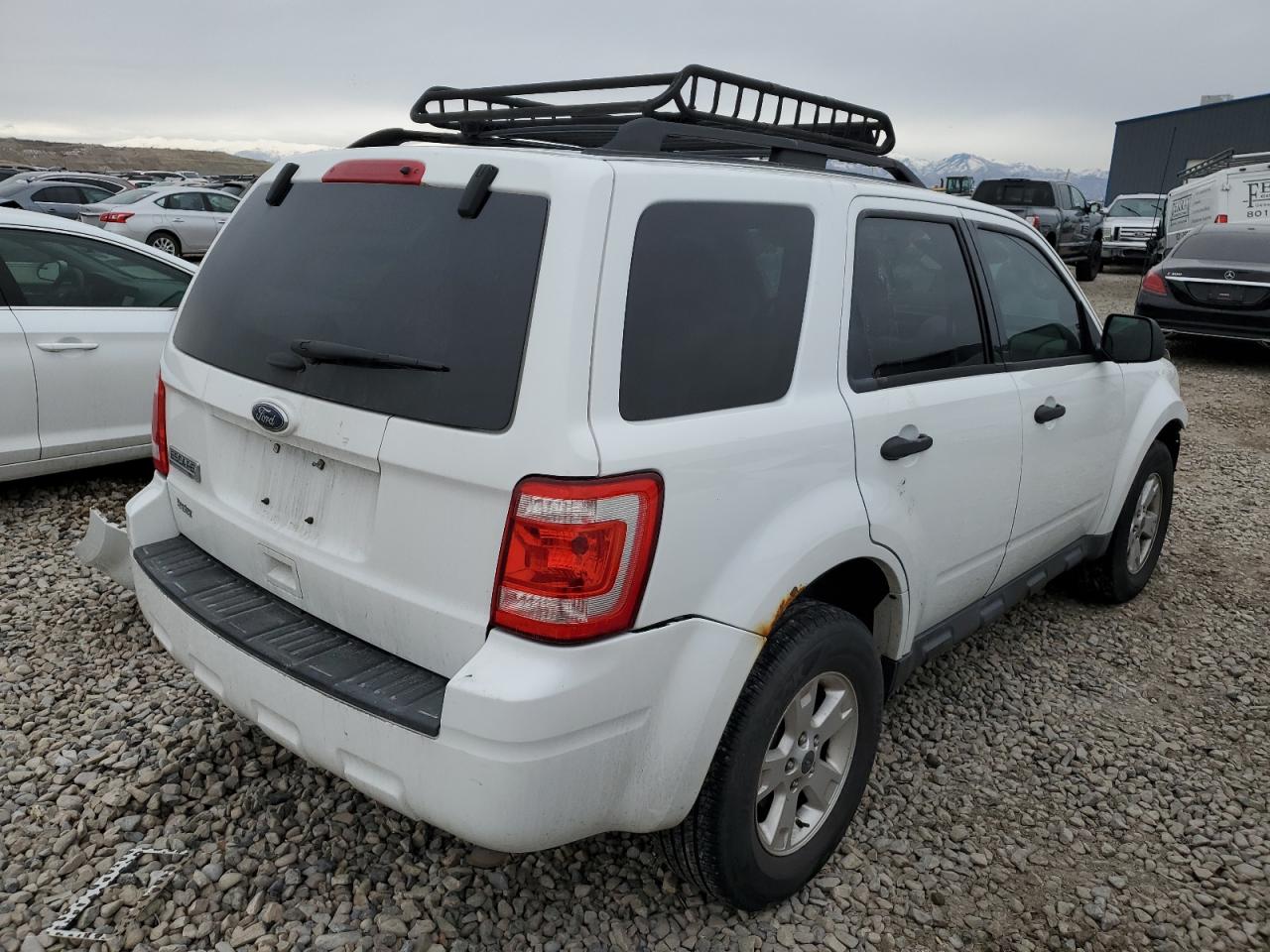 2011 Ford Escape - Image 3