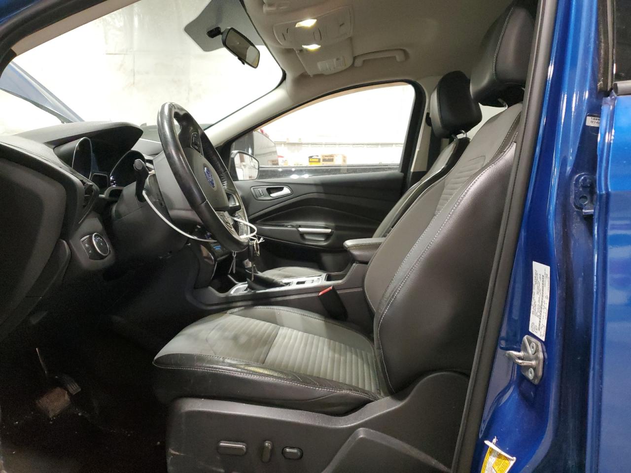 1fmcu0g99hud46182 1FMCU0G99HUD46182 2017 Ford Escape Se