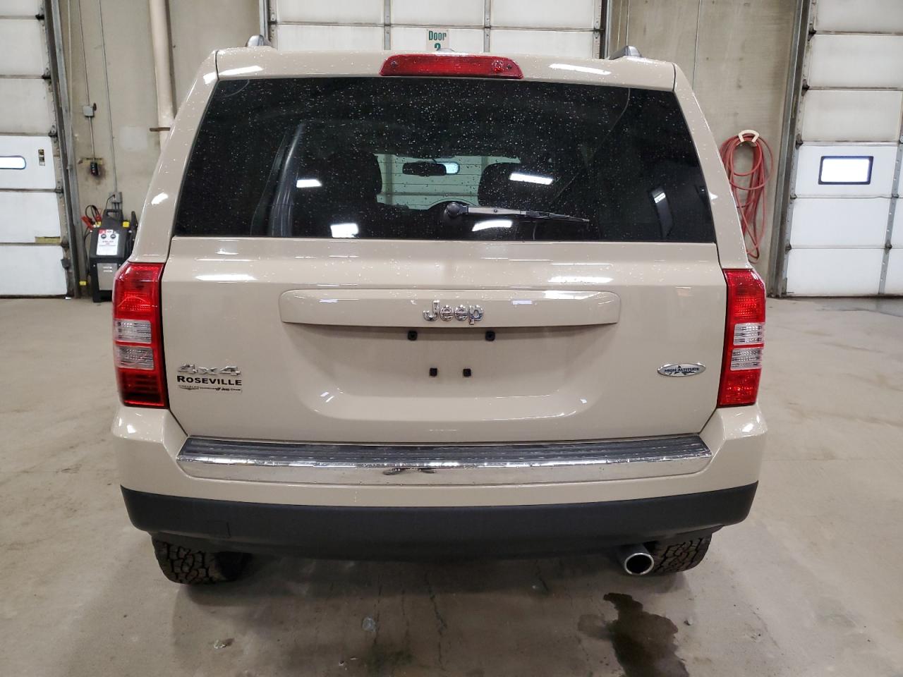 2017 Jeep Liberty (Patriot) - Image 6