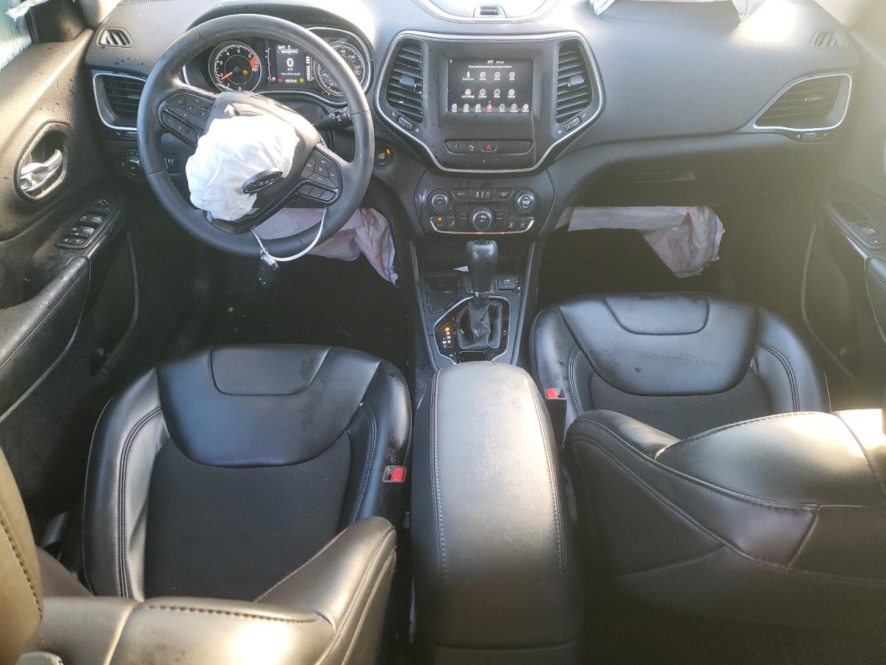 2020 Jeep Grand Cherokee - Image 8
