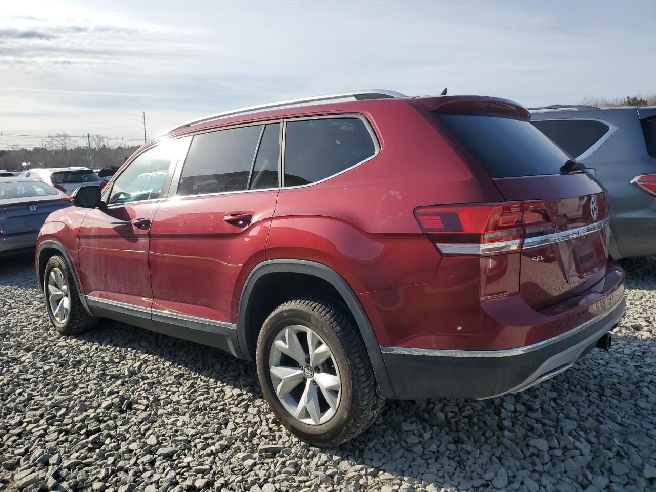 2018 Volkswagen Atlas - Image 2