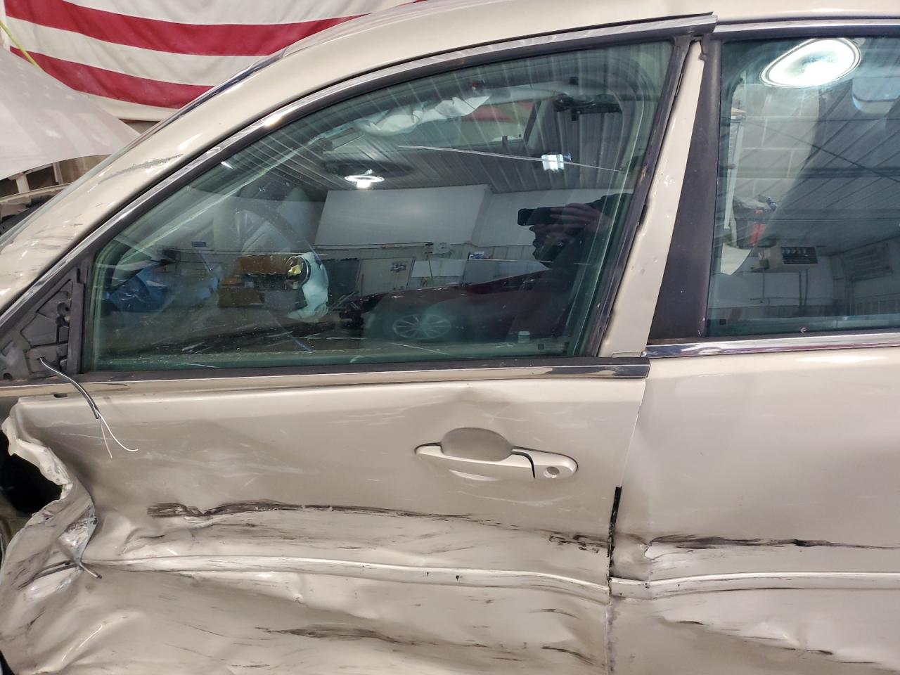 2010 Chevrolet Impala - Image 7