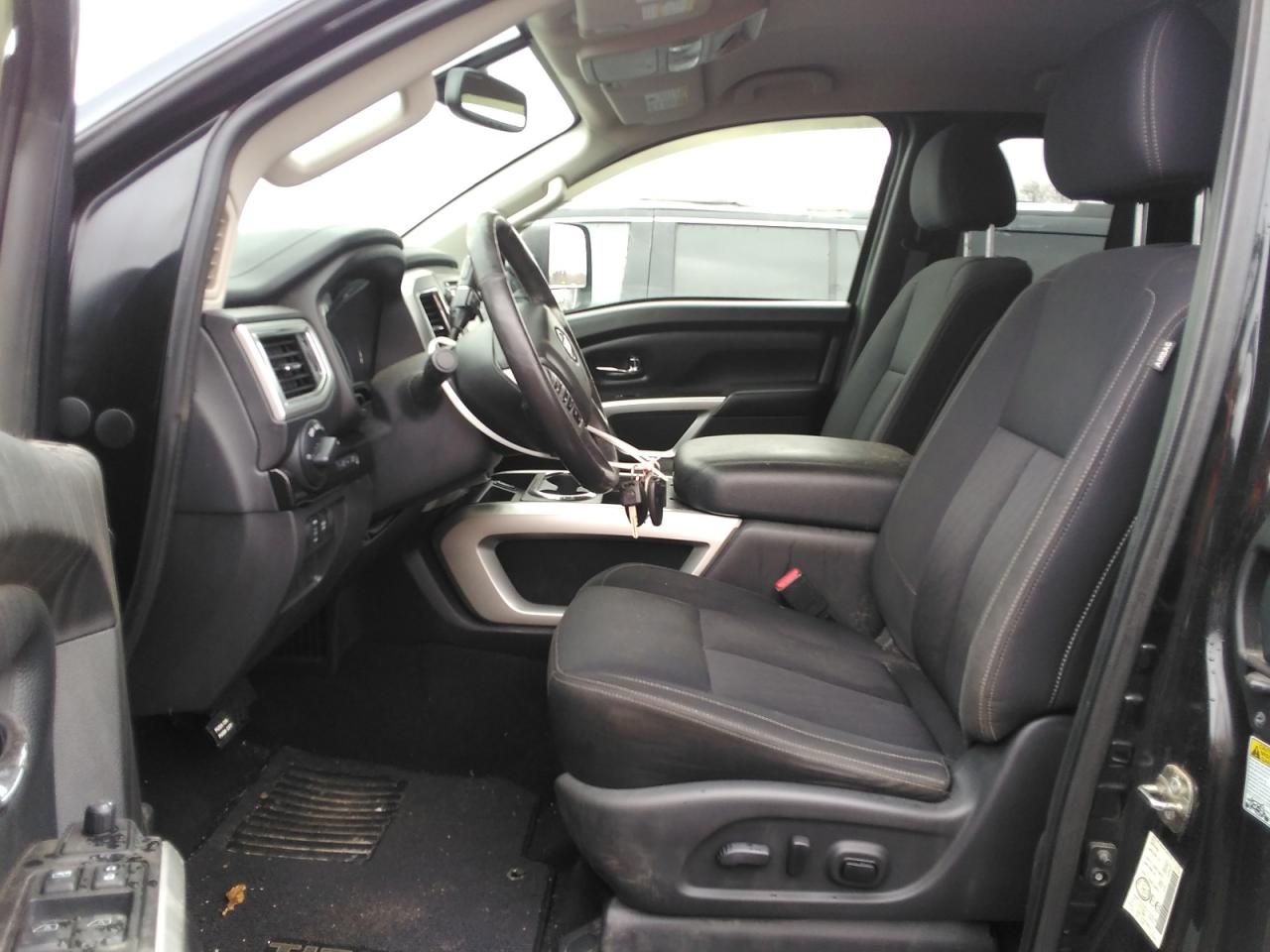 2018 Nissan Titan - Image 7