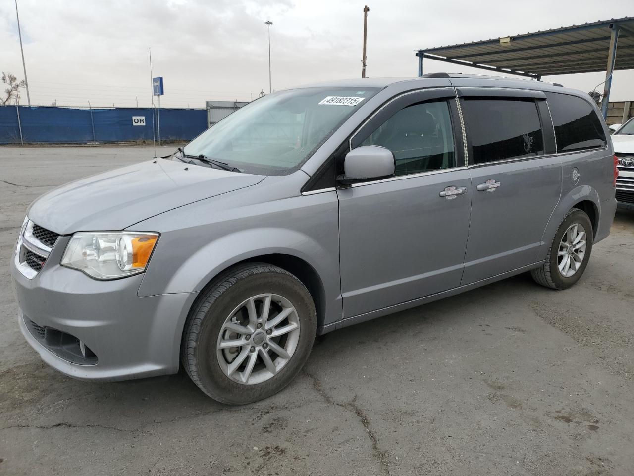 2019 Dodge Caravan - Image 1