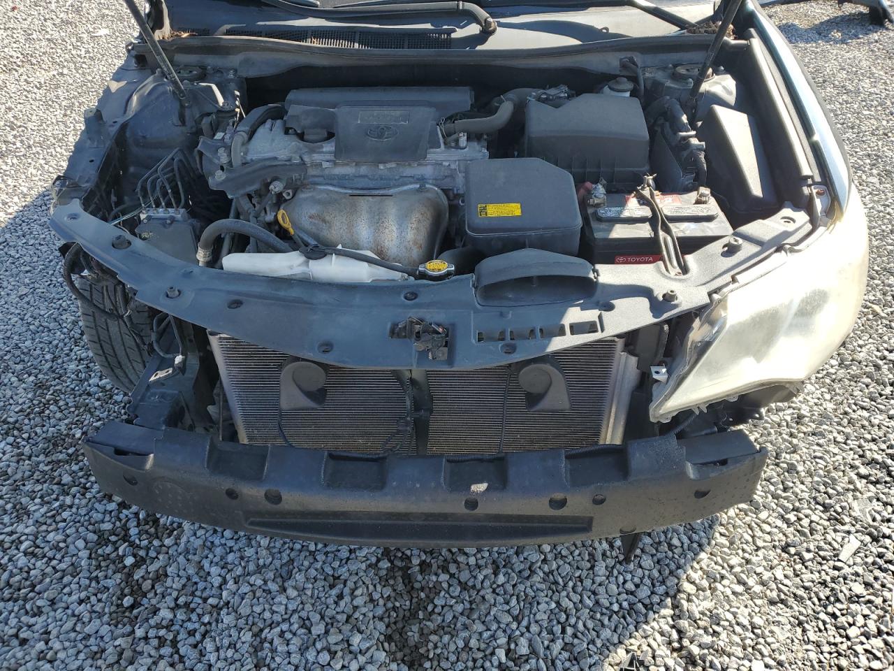2012 Toyota Camry - Image 11