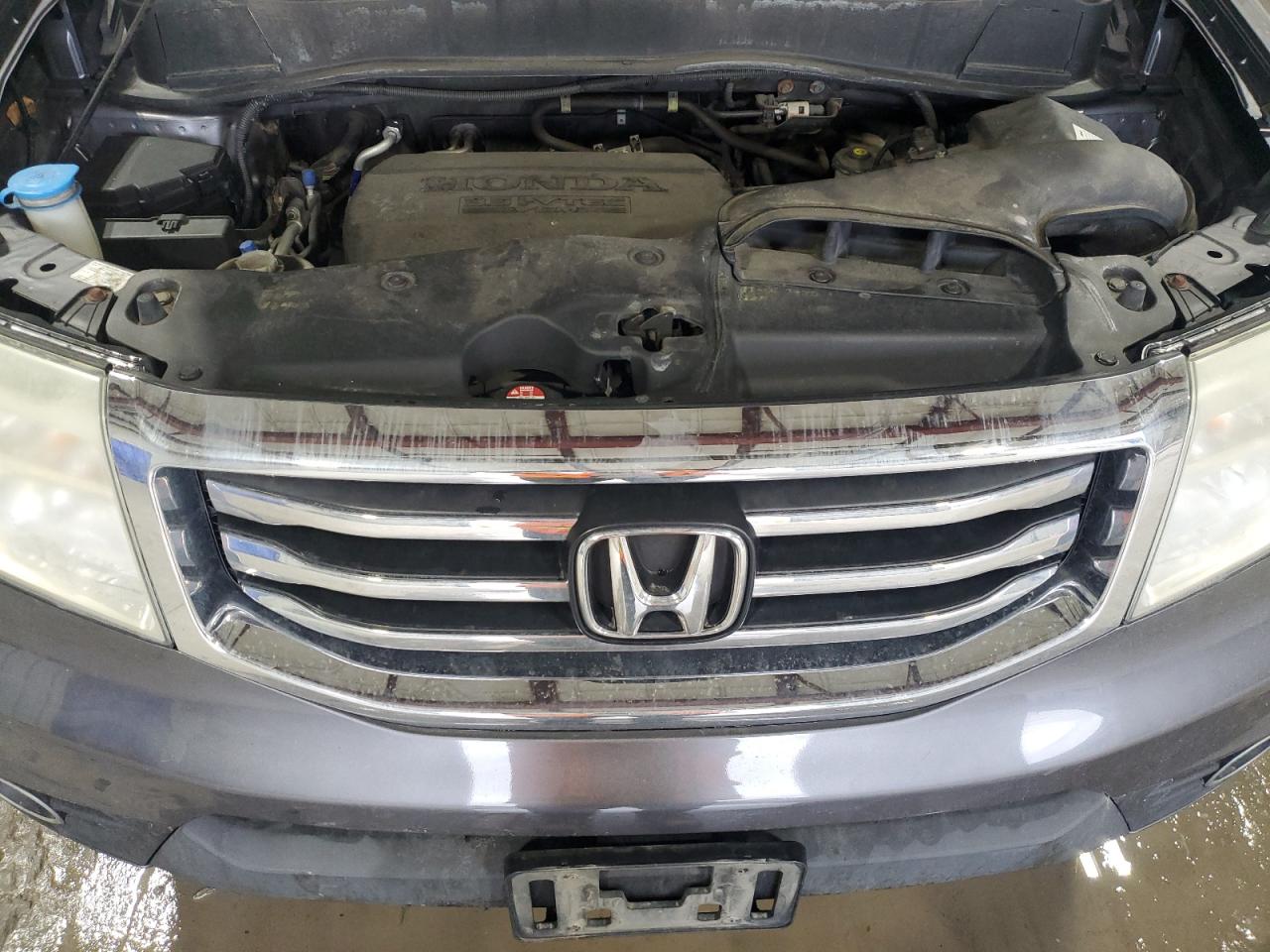 2015 Honda Pilot - Image 12