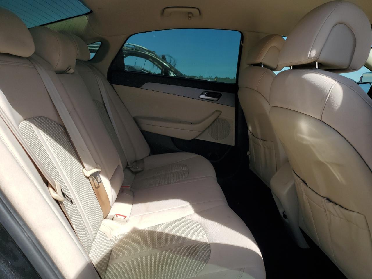 2016 Hyundai Sonata - Image 10