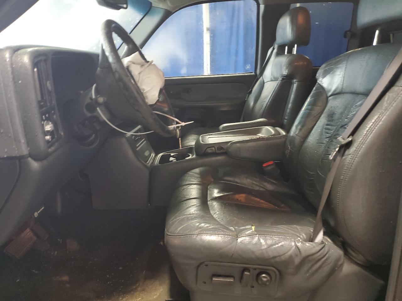 2001 GMC Sierra - Image 7