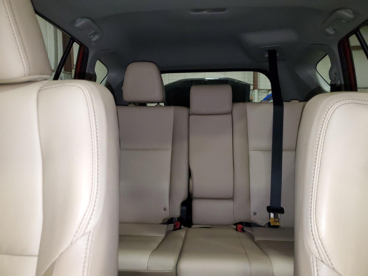 2015 Toyota RAV 4 - Image 10