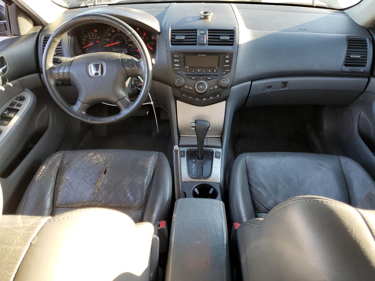 2004 Honda Accord - Image 8