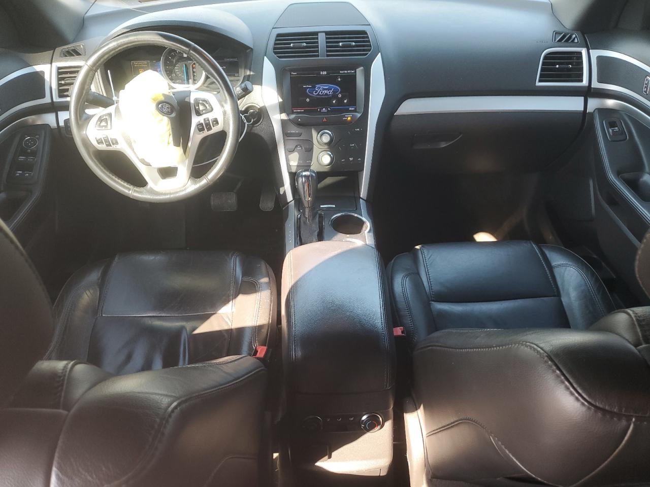 2013 Ford Explorer - Image 8
