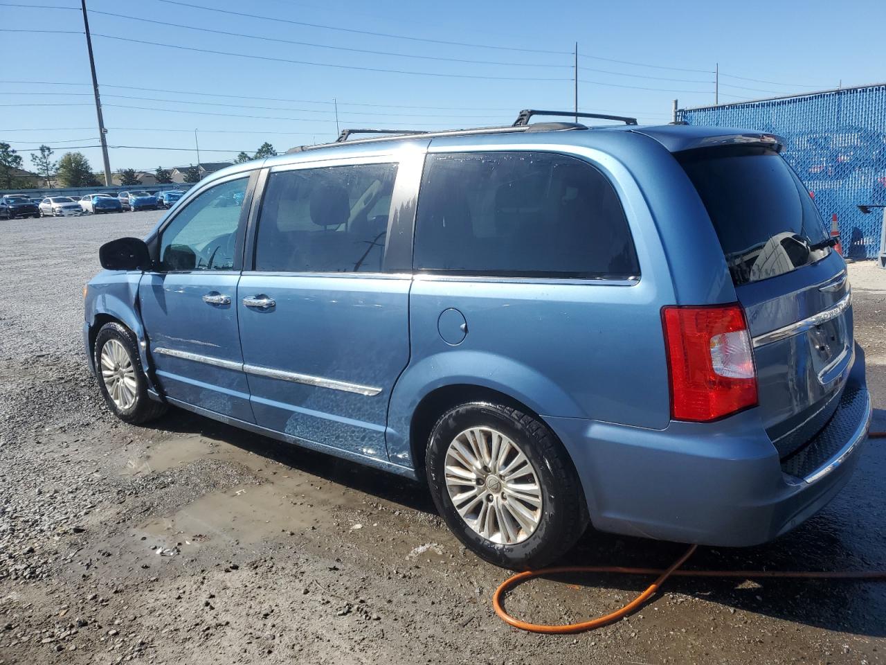 2011 Chrysler Town & Country - Image 2