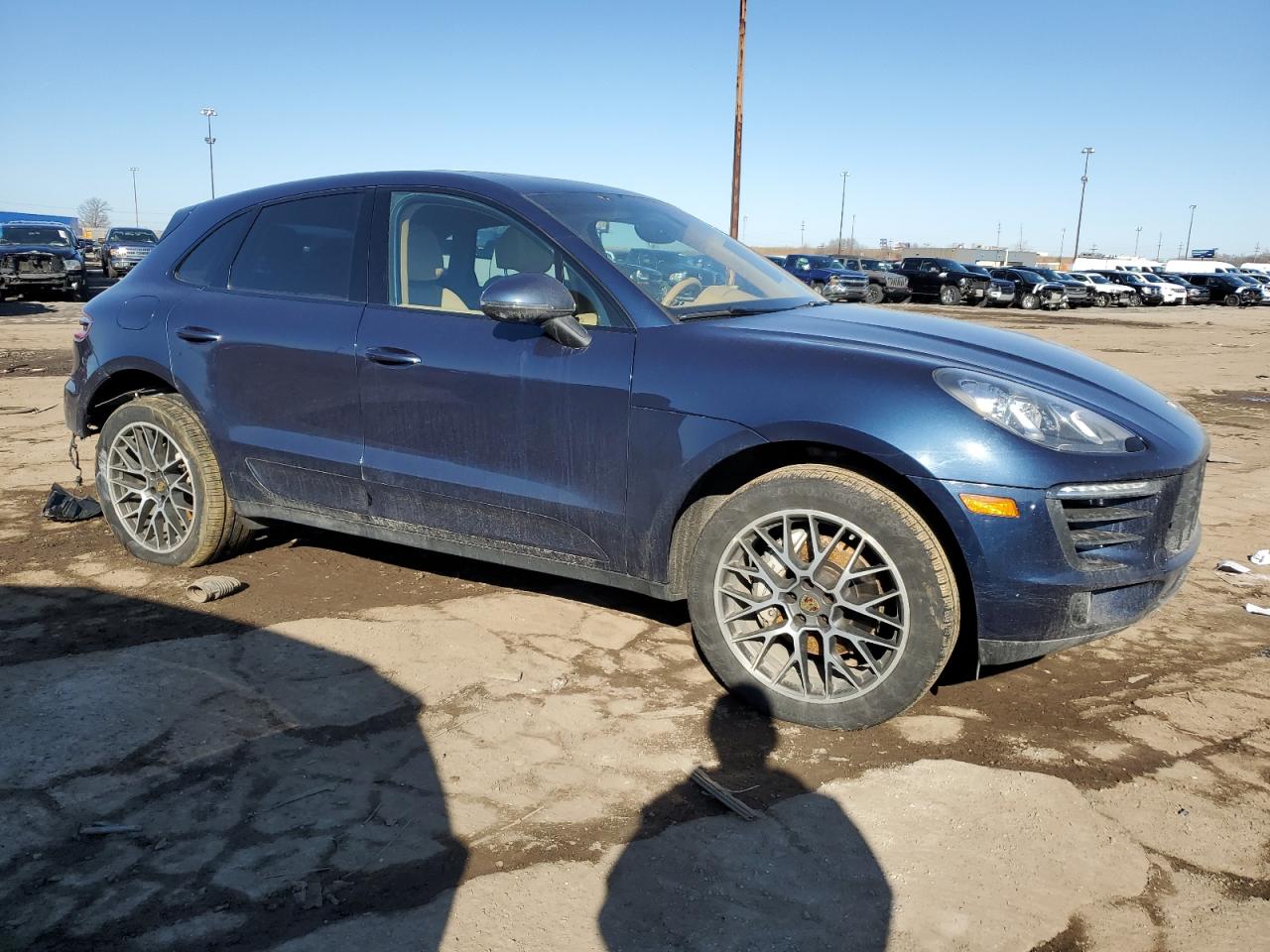 2016 Porsche Macan - Image 4