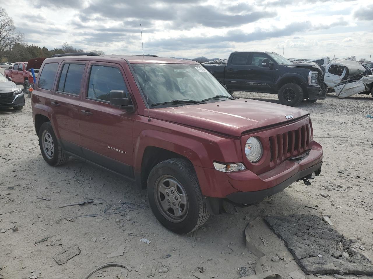 2015 Jeep Liberty (Patriot) - Image 4