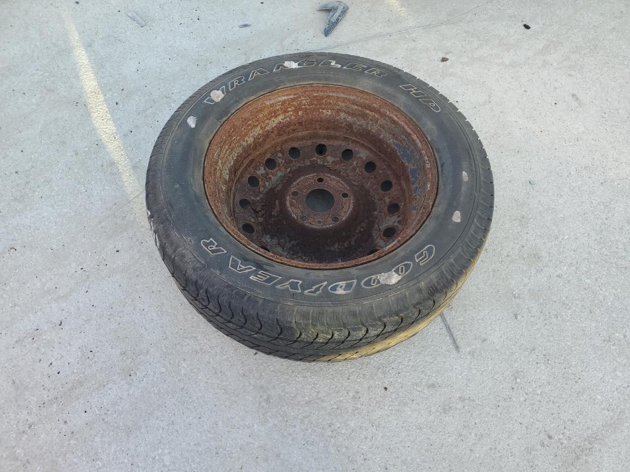 2004 Dodge Ram 1500 St VIN: 1D7HU18D24J165865 Lot: 48631405