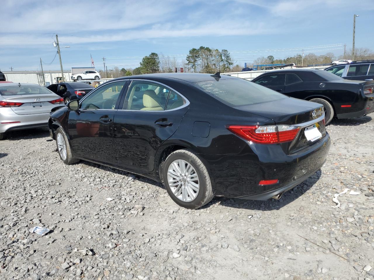 2013 Lexus ES - Image 2