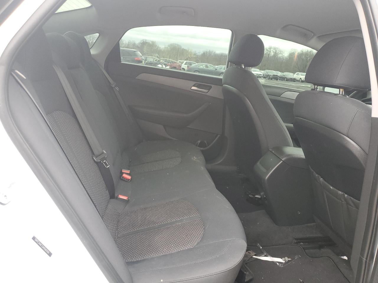 2018 Hyundai Sonata - Image 10