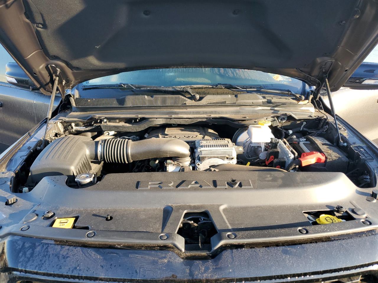 2022 RAM 1500 - Image 11