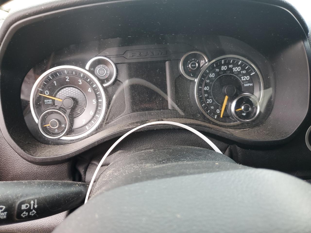 2019 RAM 1500 - Image 9