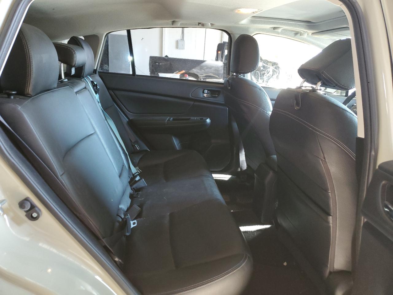 2013 Subaru XV - Image 11