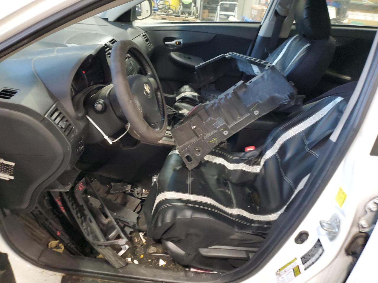 2010 Toyota Corolla - Image 7