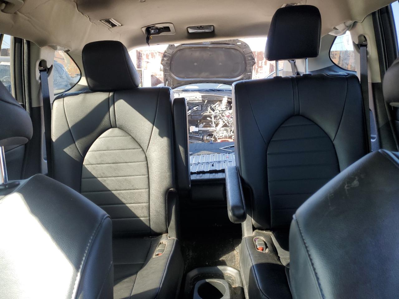 2023 Toyota Highlander - Image 10