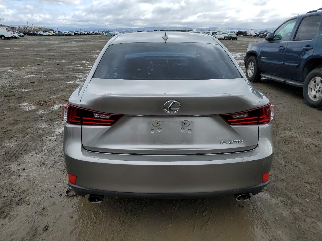 2014 Lexus IS - Image 6