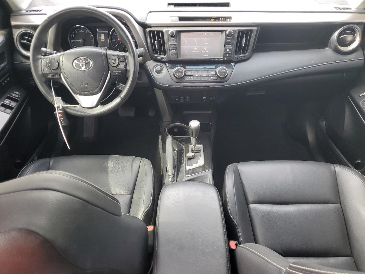 2018 Toyota RAV 4 - Image 8