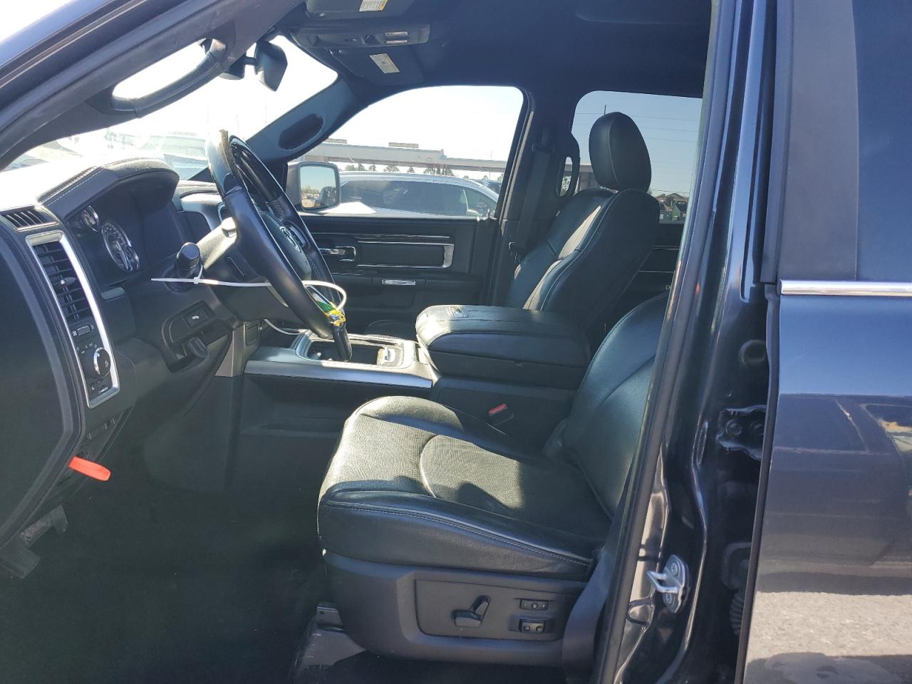 2017 RAM 1500 - Image 7