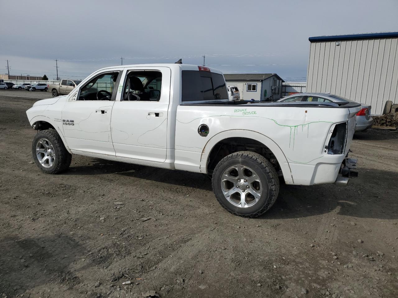 2015 RAM 1500 - Image 2