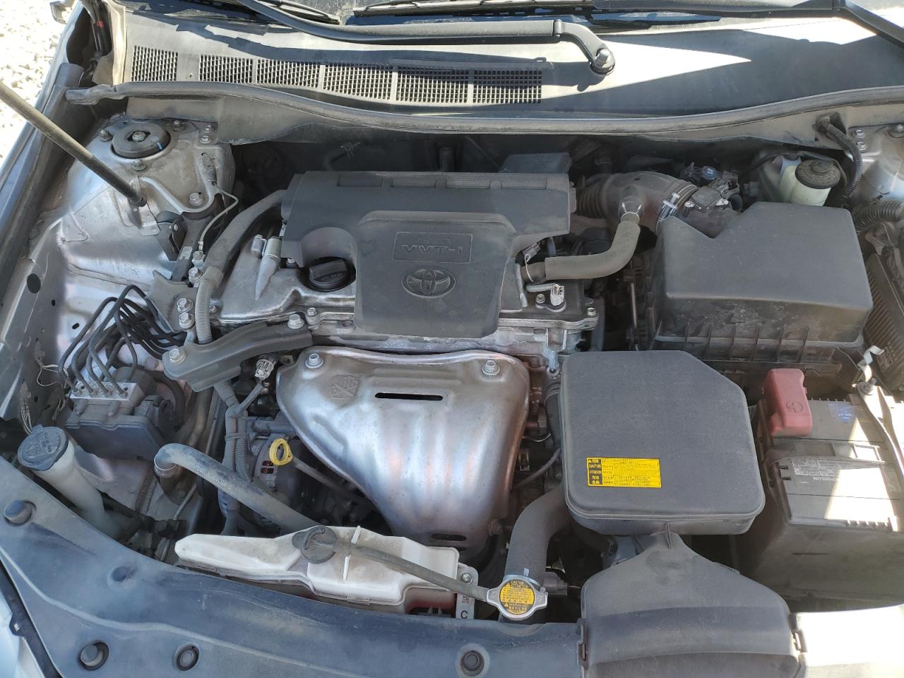 2015 Toyota Camry - Image 12