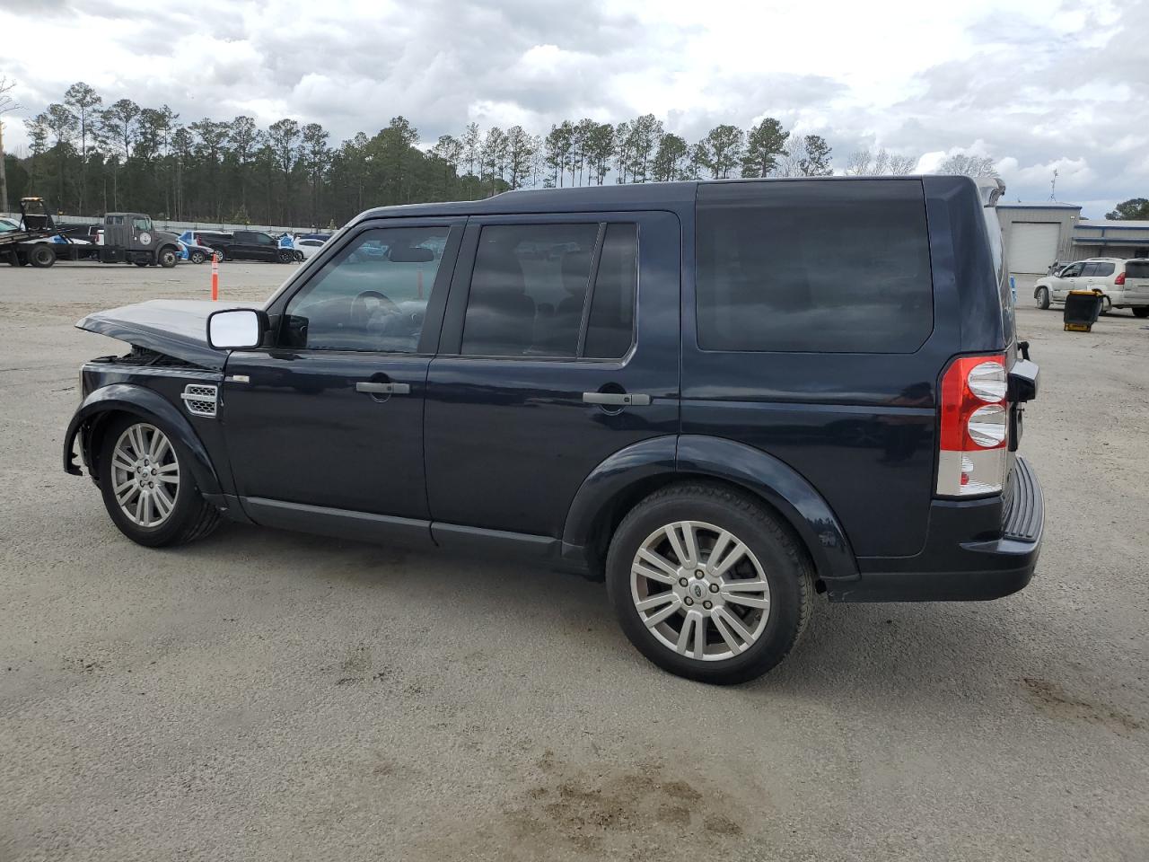 2012 Land Rover LR4 - Image 2