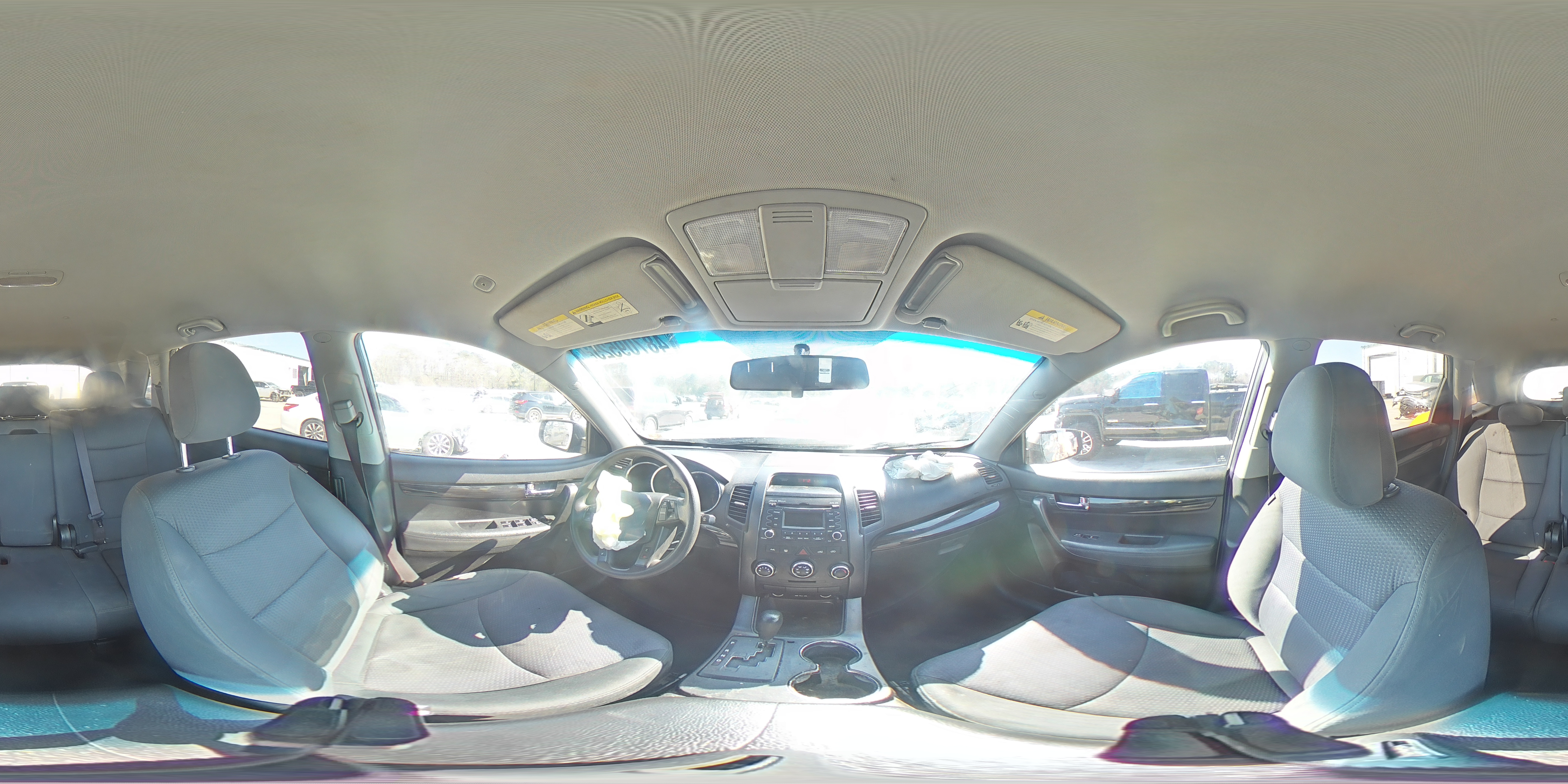 2013 Kia Sorento - Image 12