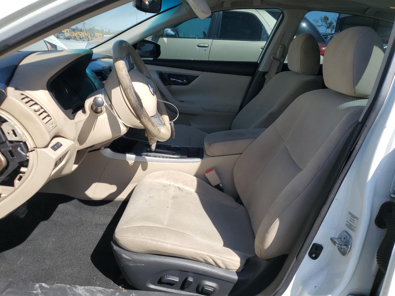 2015 Nissan Altima - Image 7