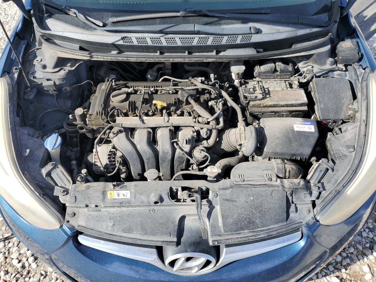 2014 Hyundai Elantra - Image 11