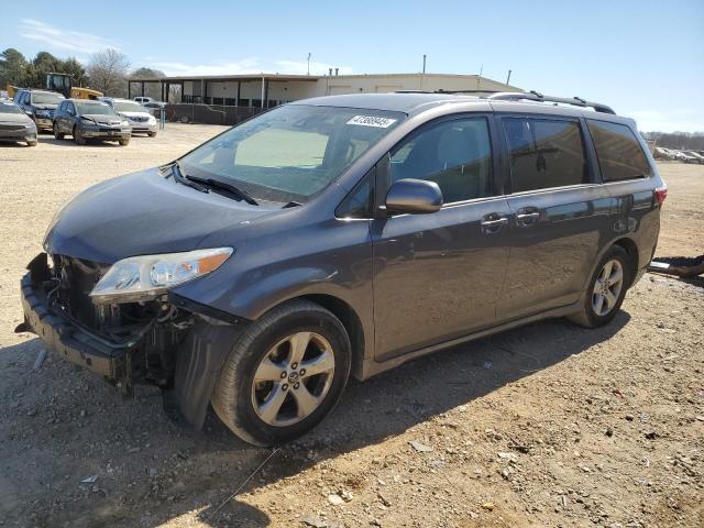 2018 Toyota Sienna Le