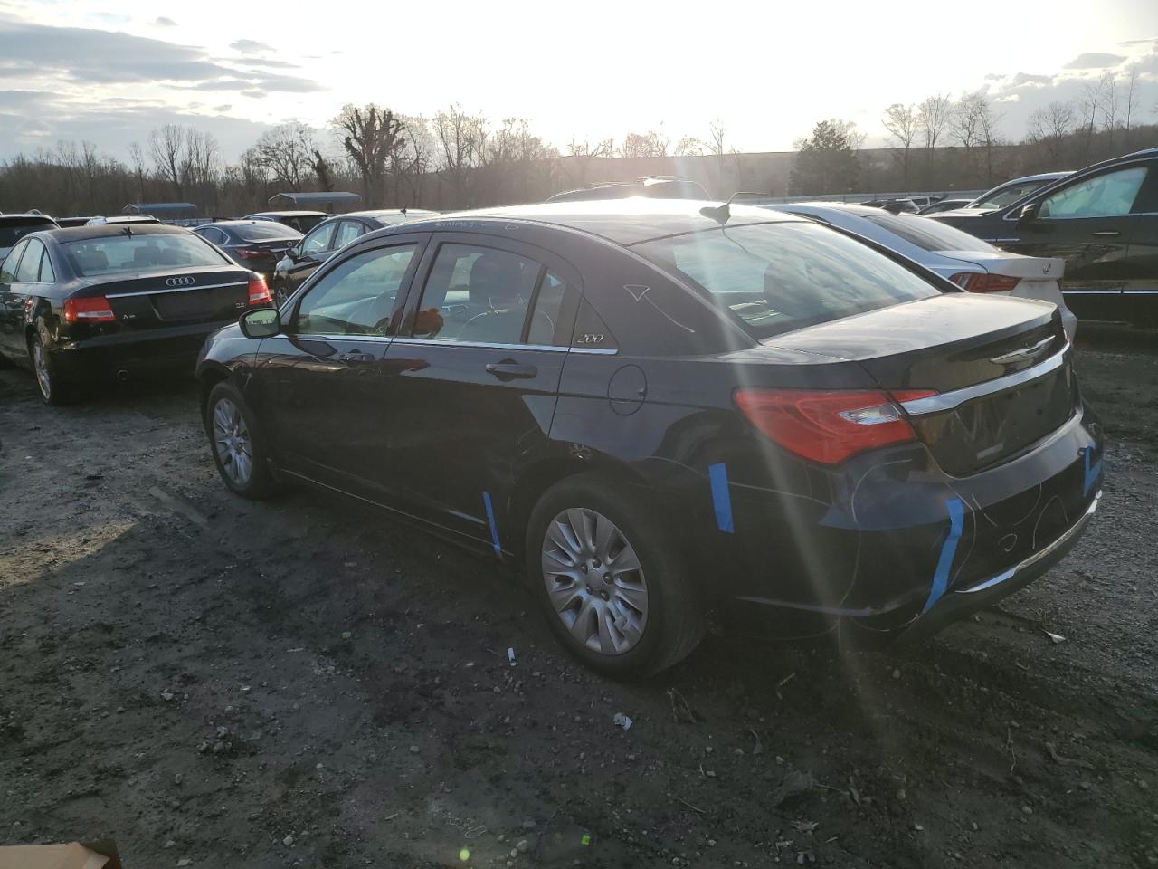 2014 Chrysler 200 - Image 2