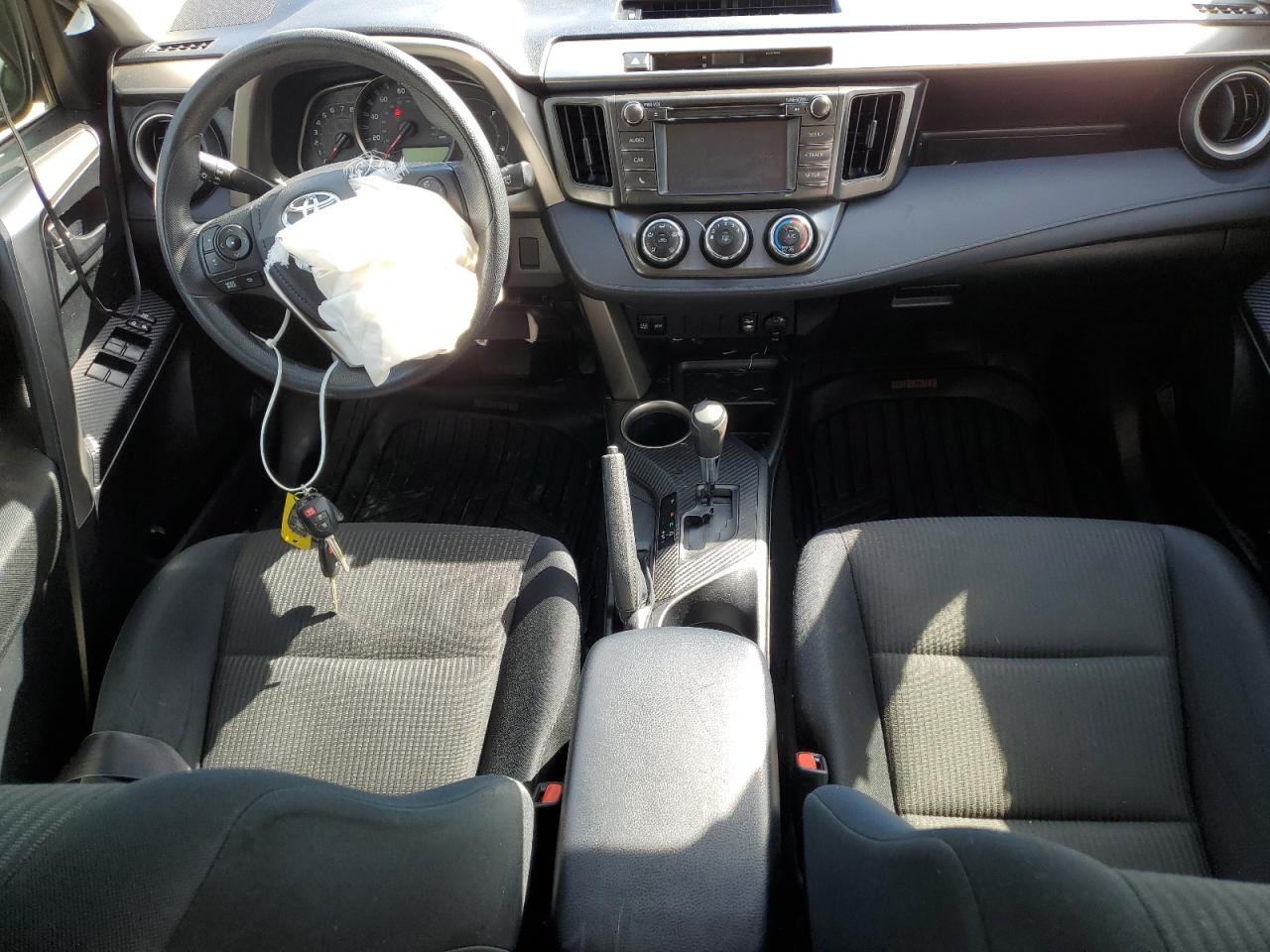 2015 Toyota RAV 4 - Image 8