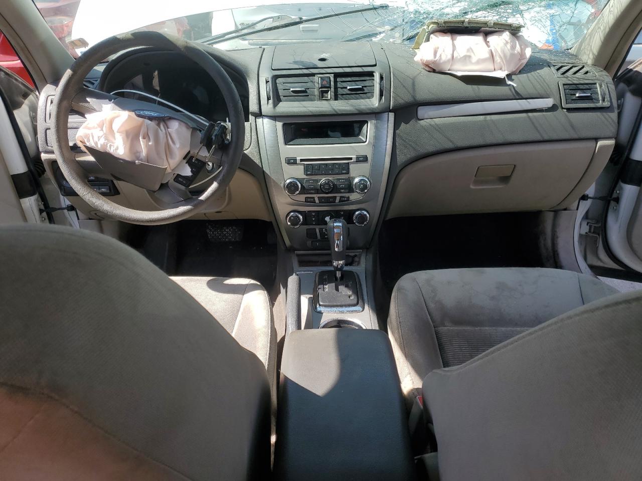 2010 Ford Fusion - Image 8
