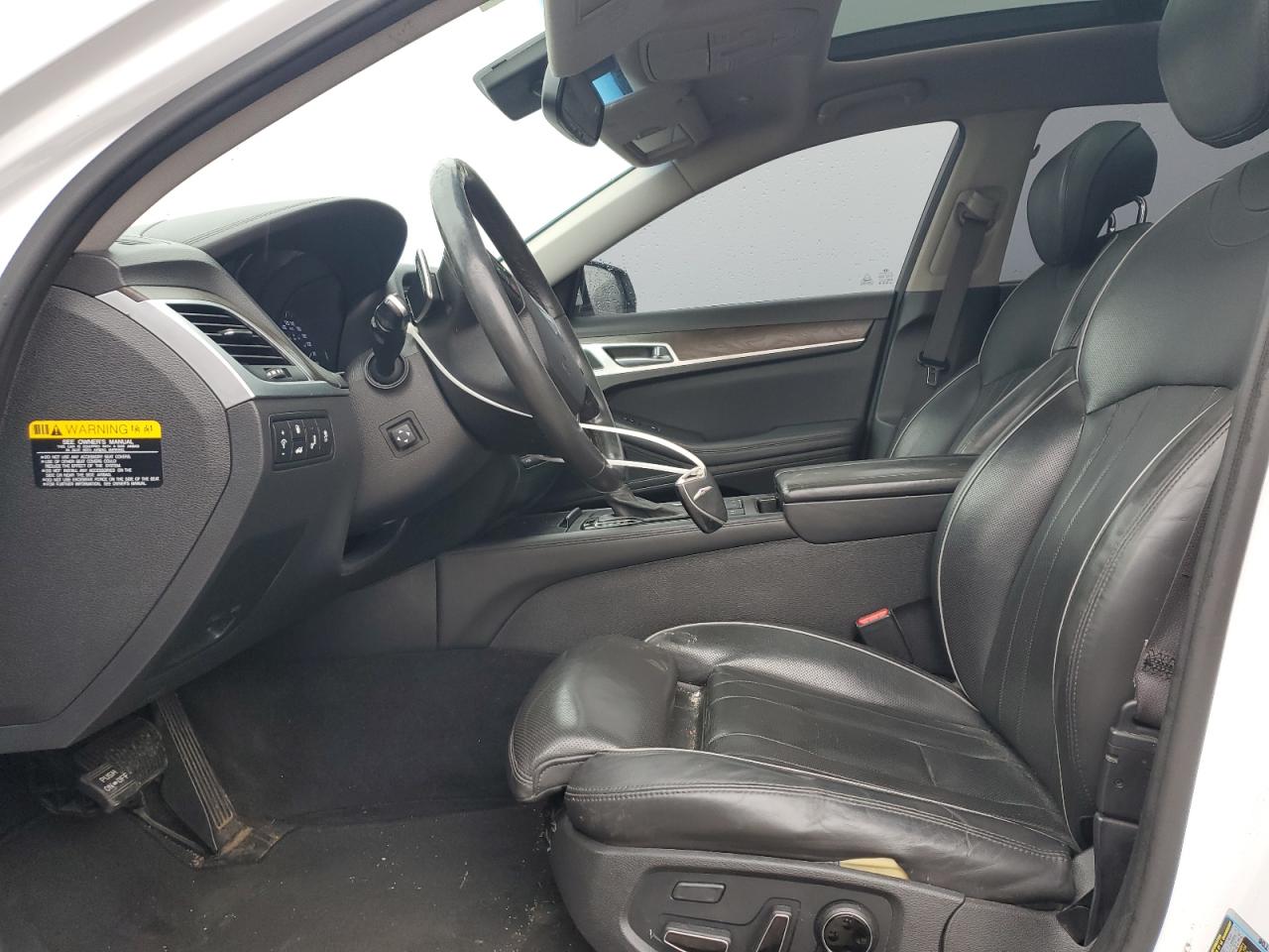 2016 Hyundai Genesis - Image 7
