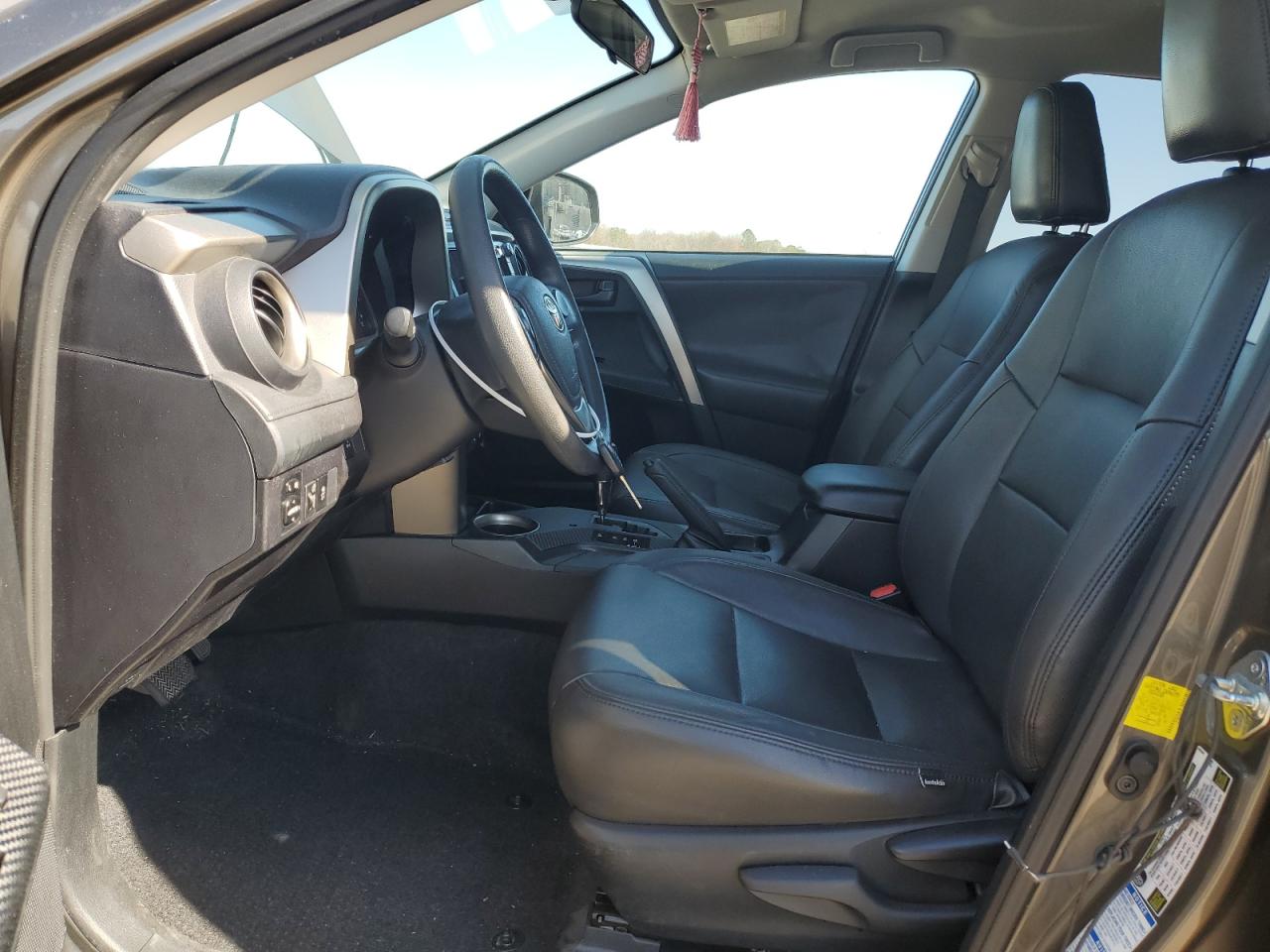 2014 Toyota RAV 4 - Image 7