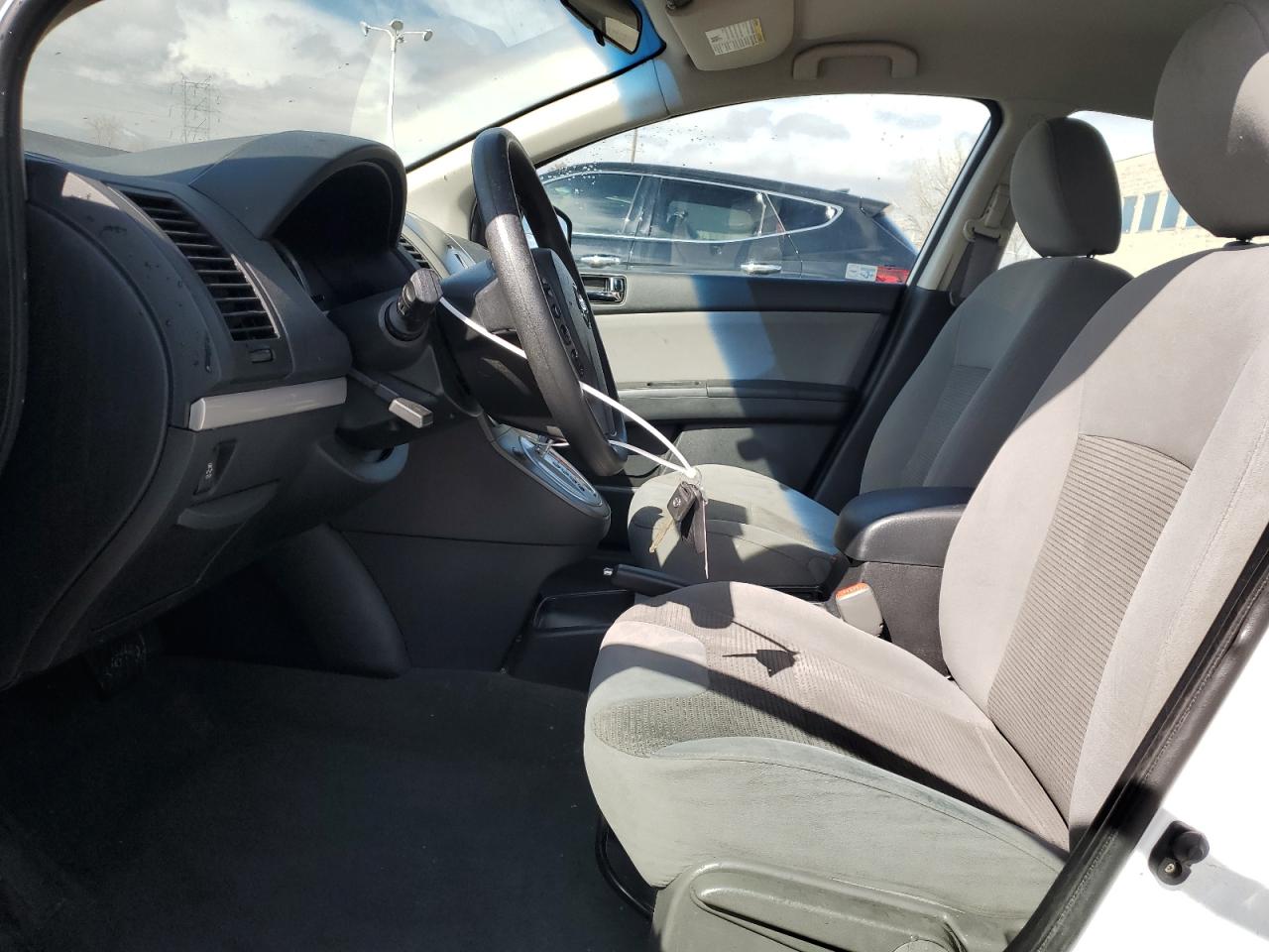 2012 Nissan Sentra - Image 7
