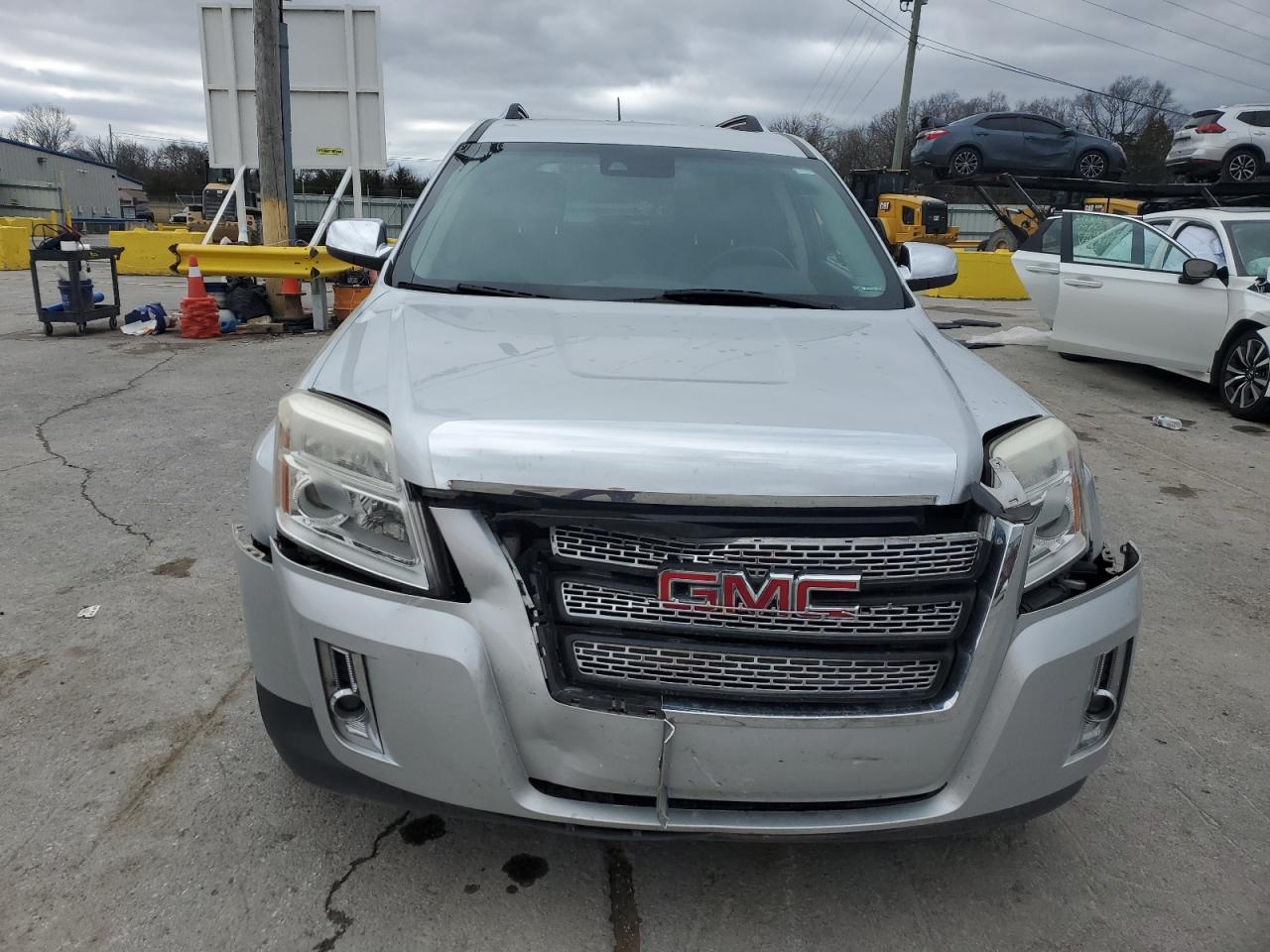 2015 GMC Terrain - Image 5