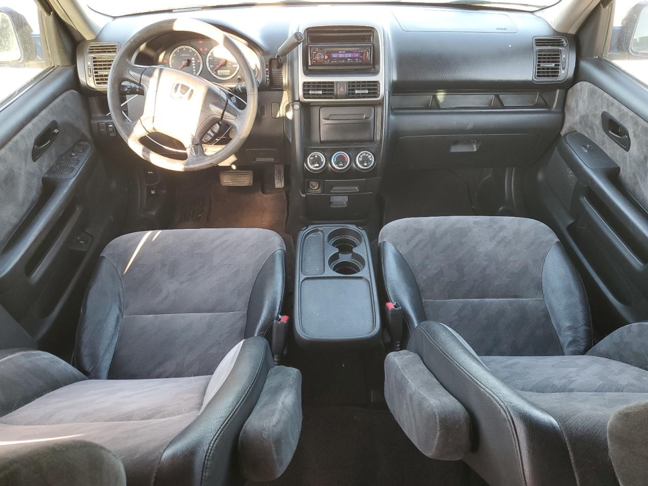 2003 Honda CR-V - Image 8